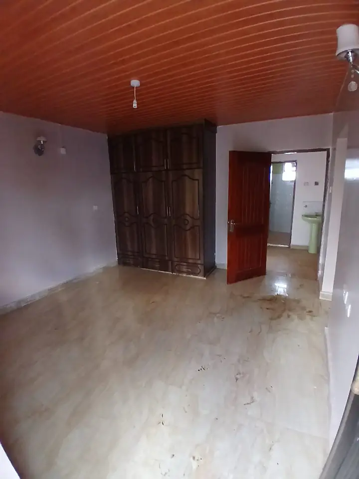 5-Bedroom Maisonette, Thika — photo 3