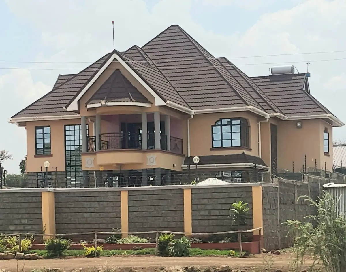 5-Bedroom Mansion with DSQ for Sale in Thika