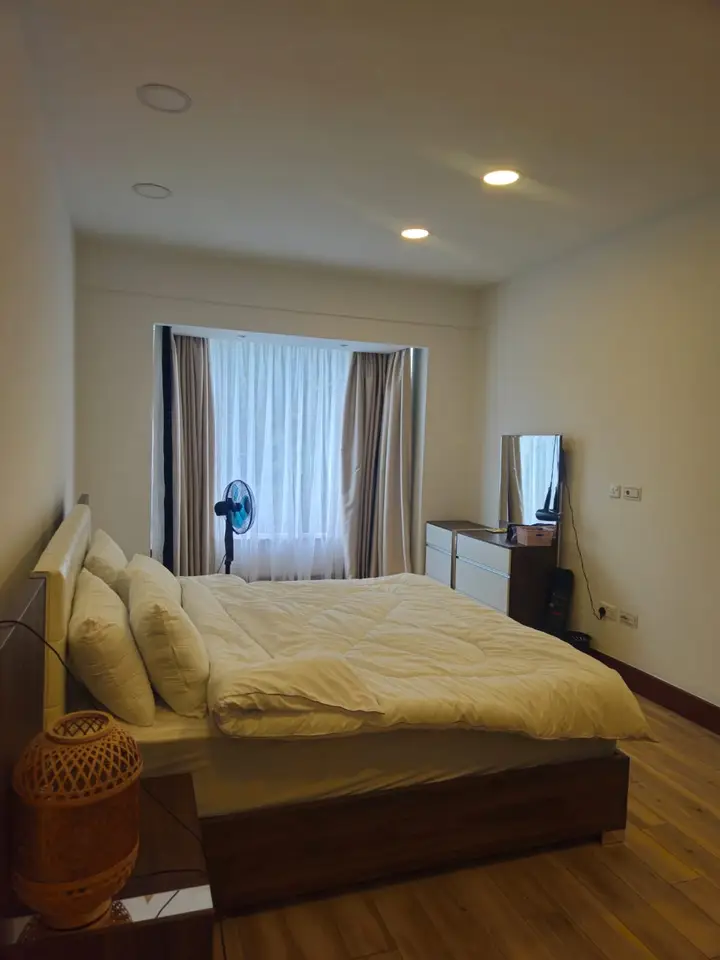 Furnished 2-Bed Apartment, Parklands — photo 3